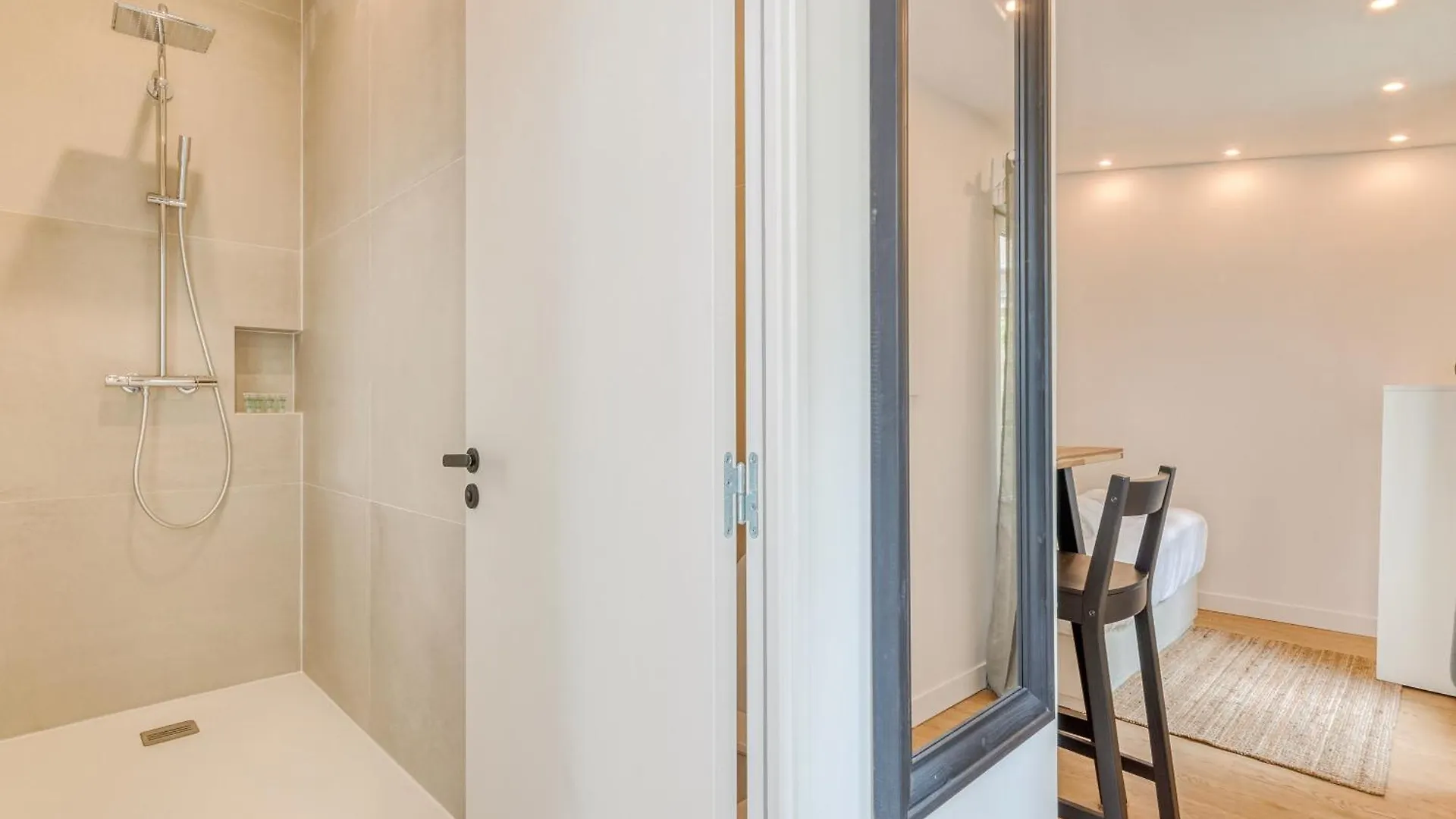 Charming Little House In Th Heart Of Batignolles Apartment Paris