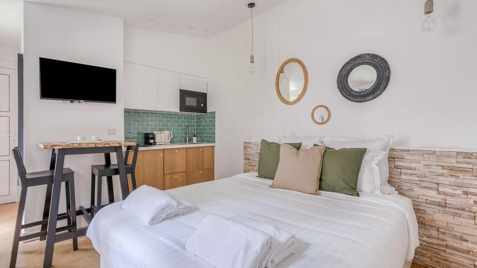 Charming Little House In Th Heart Of Batignolles Apartment Paris